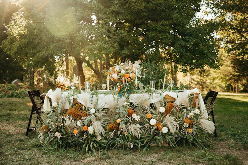 Beautiful floral table decor