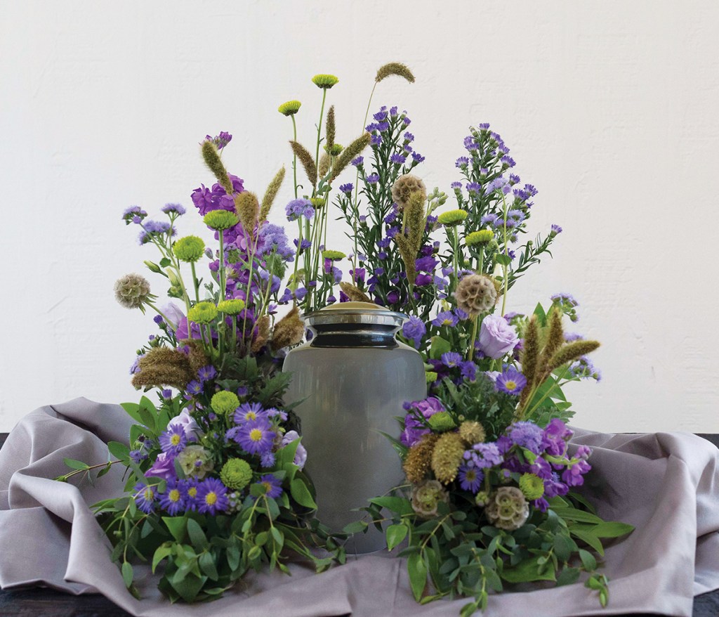 urn using ushape foam