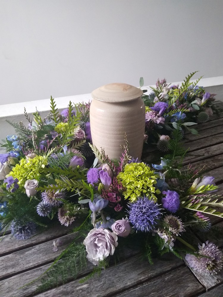 Urn Design using garland